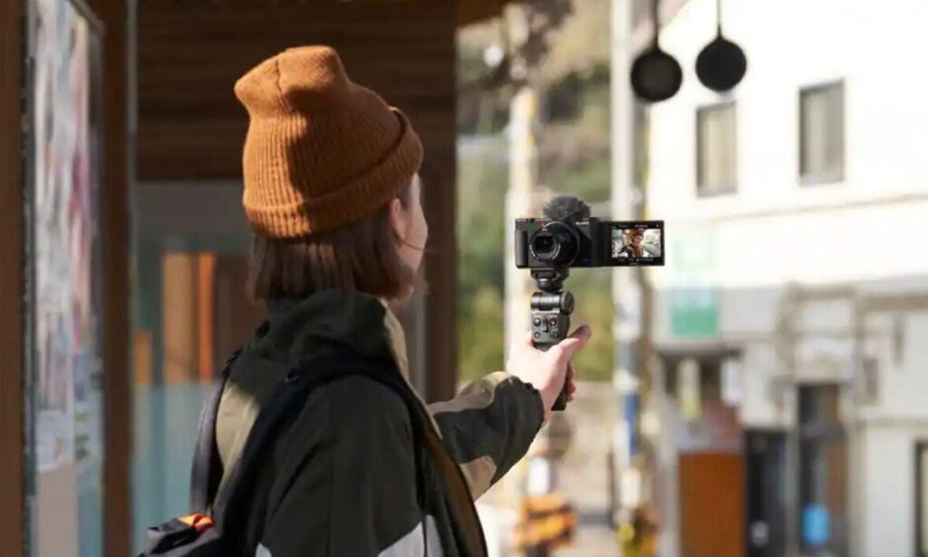 sony-zv-1-vlog-kamera-1024x614 Vlog İçin Alınabilecek En İyi Sony Kameralar 