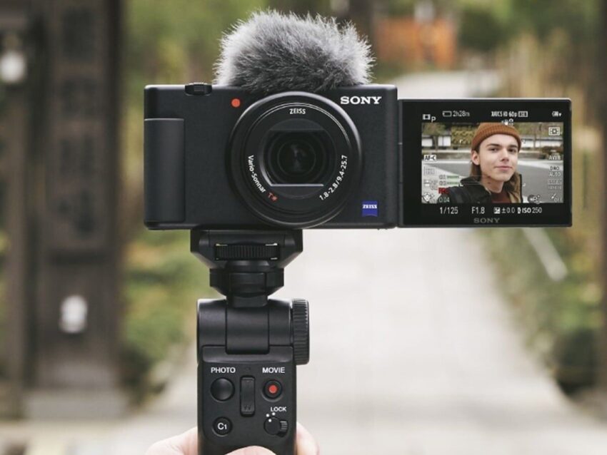 Vlog İçin Alınabilecek En İyi Sony Kameralar